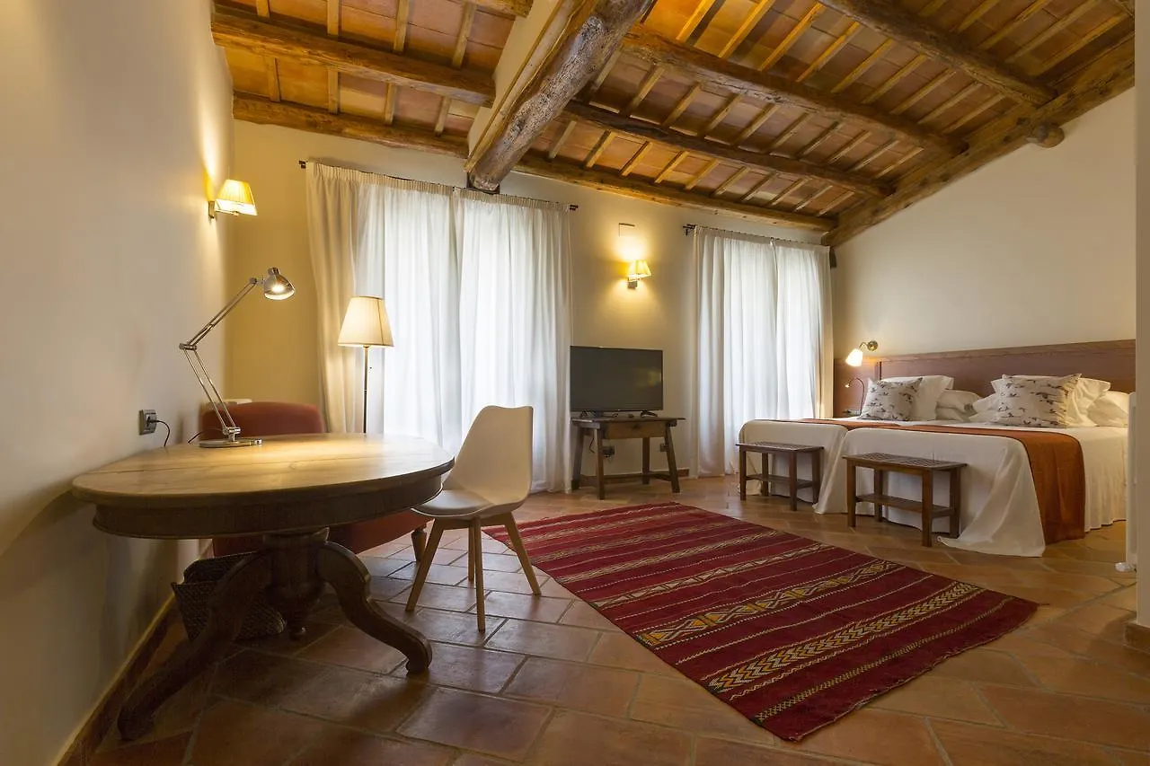 Hotel-Hostal Sport Falset
